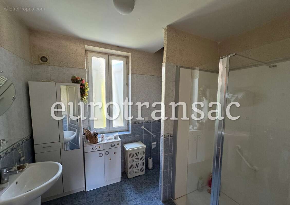 Maison à NEZIGNAN-L&#039;EVEQUE