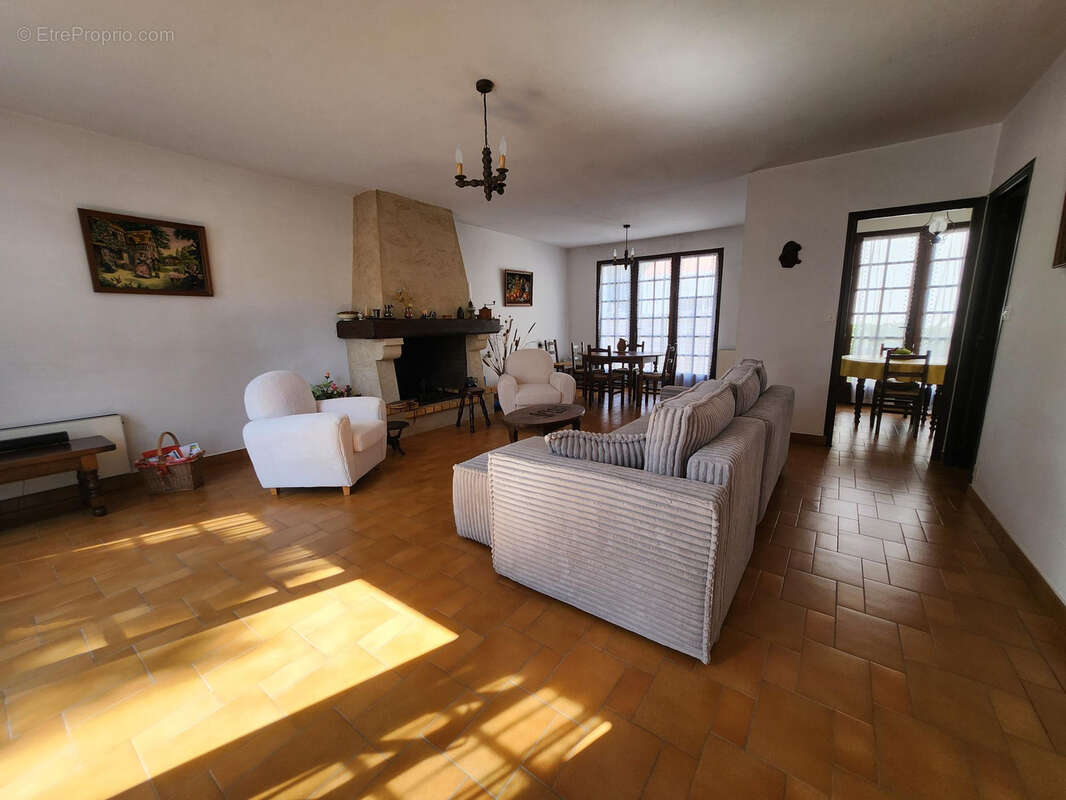 Maison à SAINT-HILAIRE-DE-RIEZ