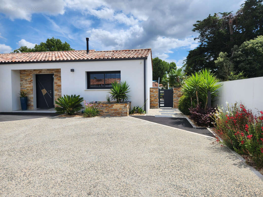 Maison à SAINT-HILAIRE-DE-RIEZ