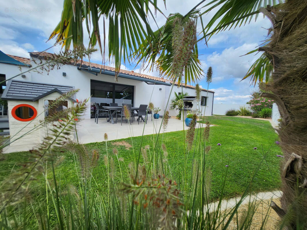 Maison à SAINT-HILAIRE-DE-RIEZ