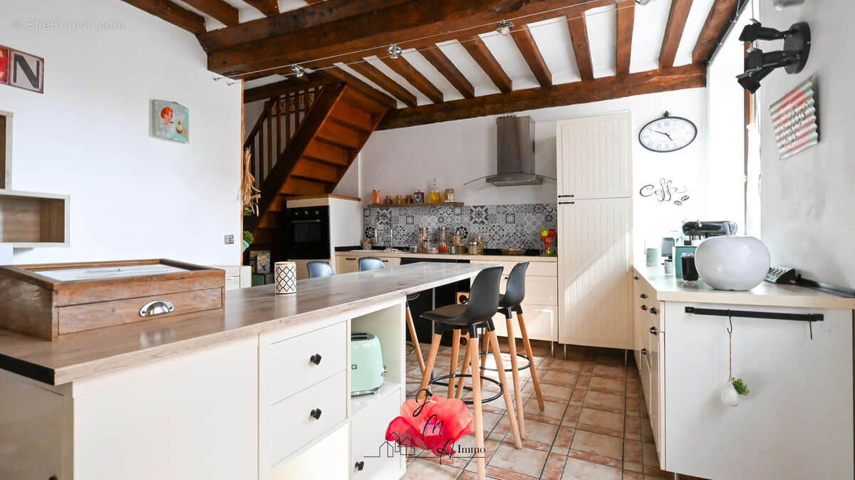 Maison à MONTIVILLIERS