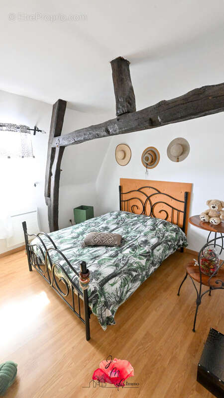 Maison à MONTIVILLIERS