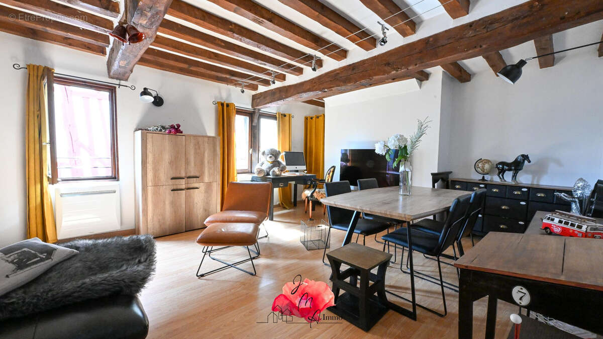 Maison à MONTIVILLIERS