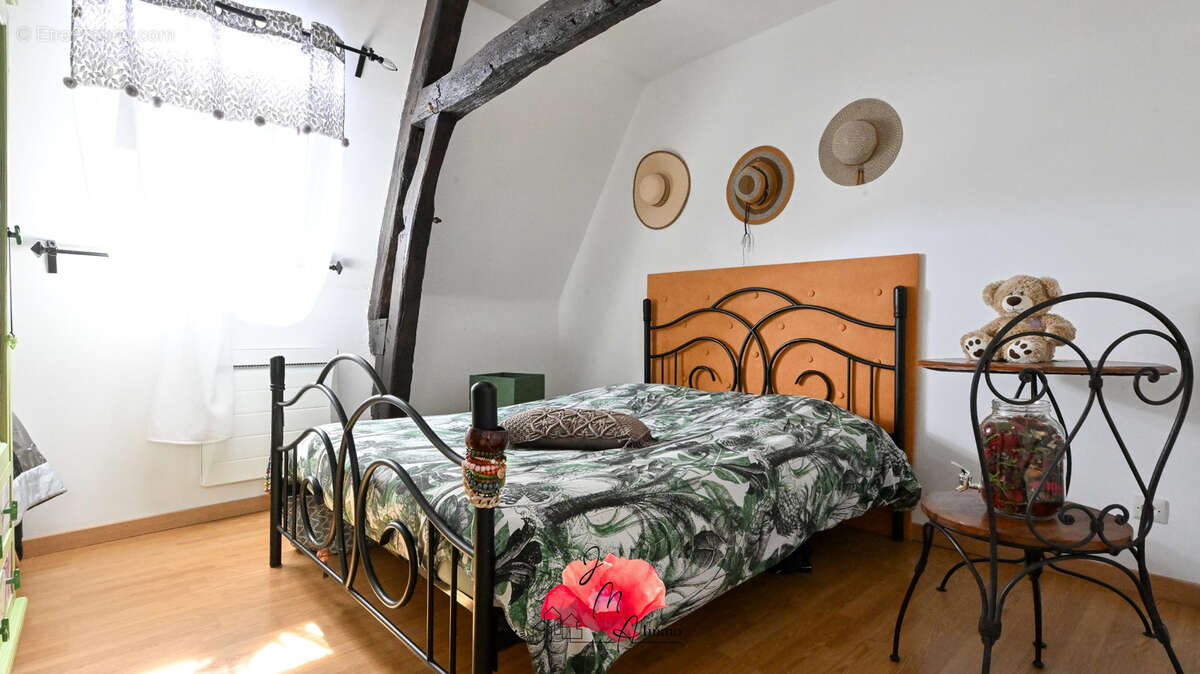 Maison à MONTIVILLIERS