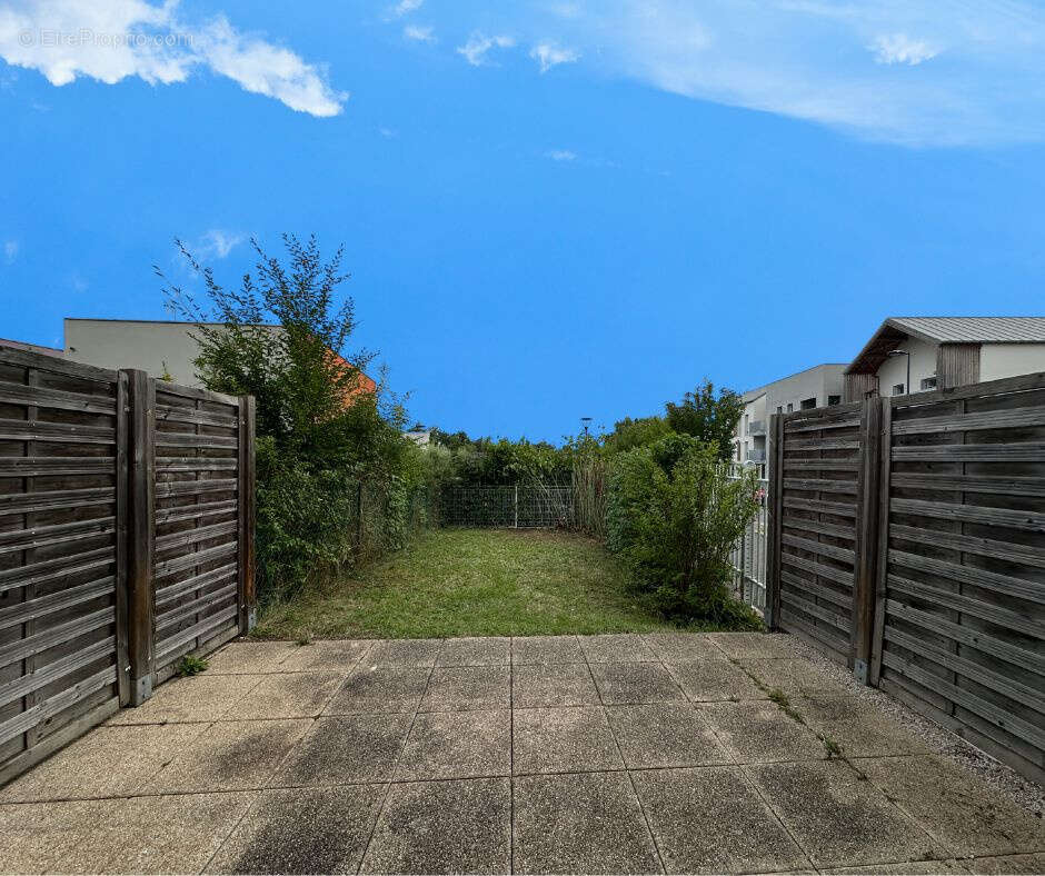 Maison à SAINT-JEAN-DE-BRAYE
