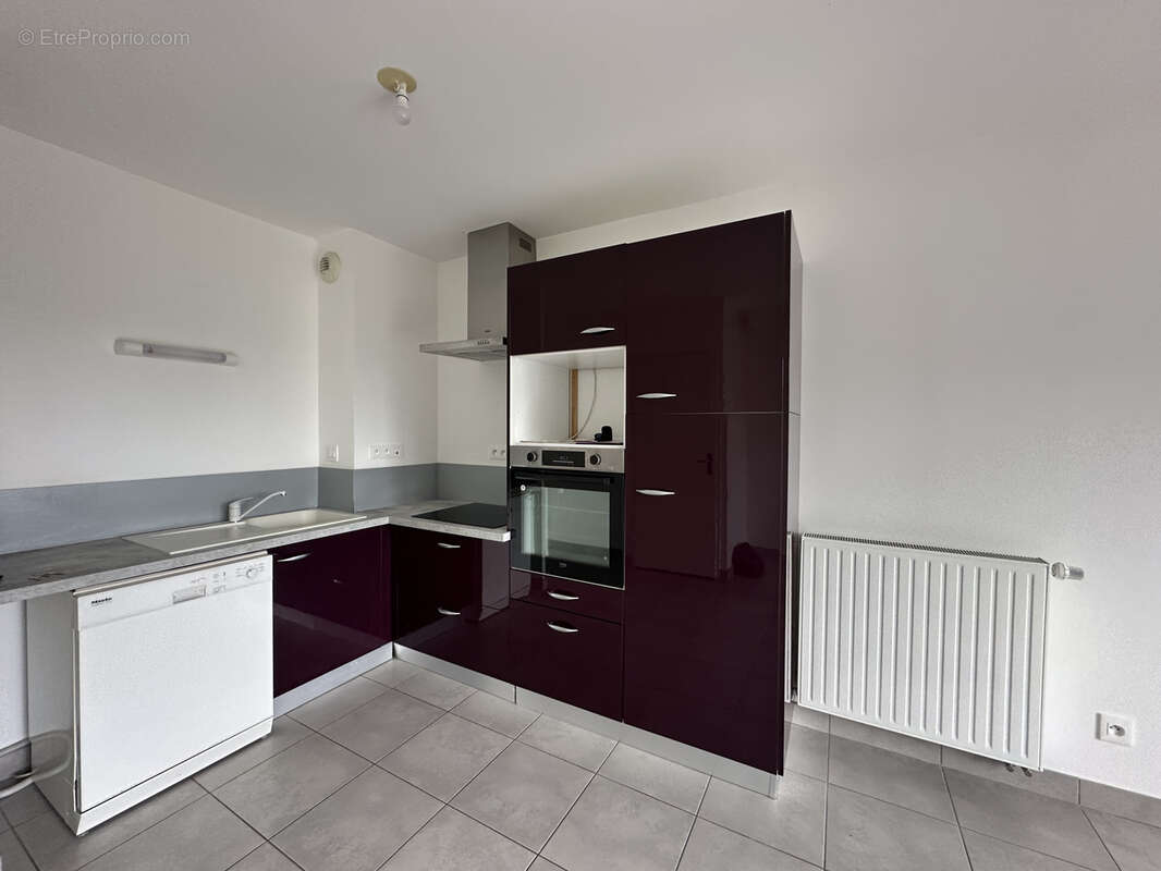 Maison à SAINT-JEAN-DE-BRAYE