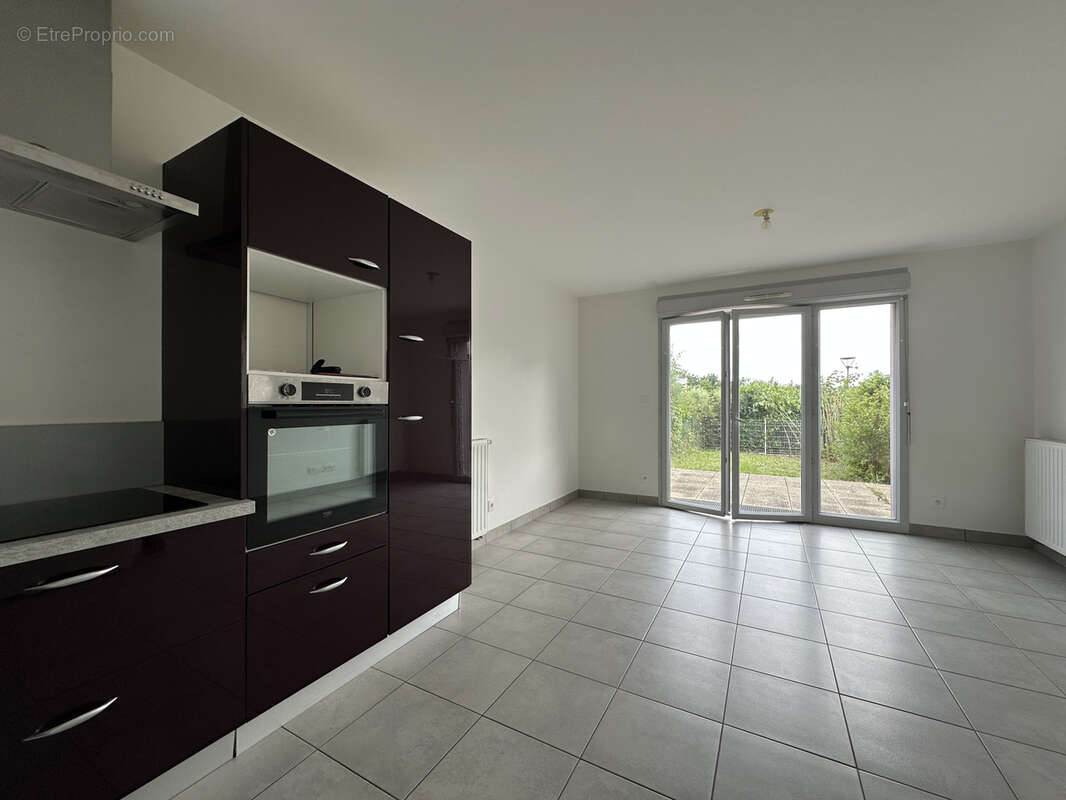 Maison à SAINT-JEAN-DE-BRAYE