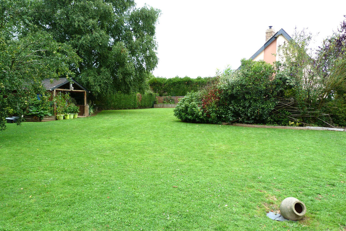 Maison à SAINT-PIERRE-DE-VARENGEVILLE