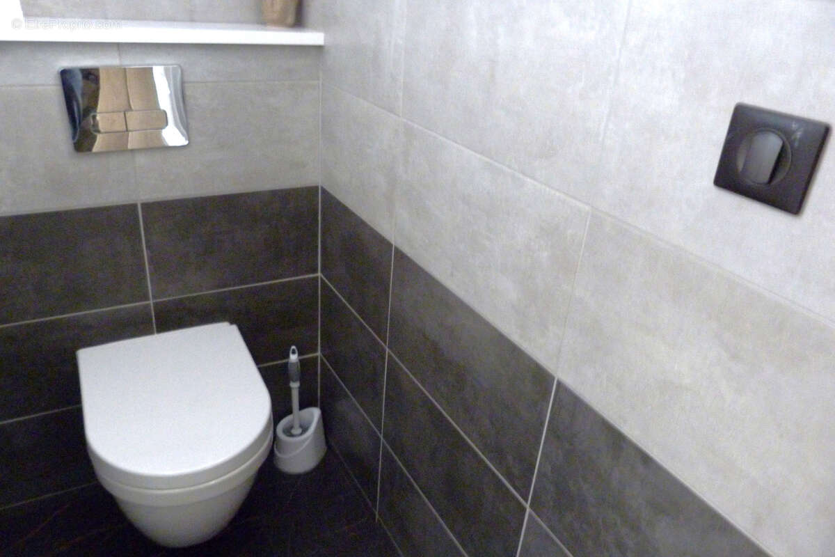 Maison à SAINT-PIERRE-DE-VARENGEVILLE