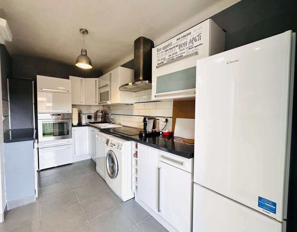 Appartement à PEYMEINADE