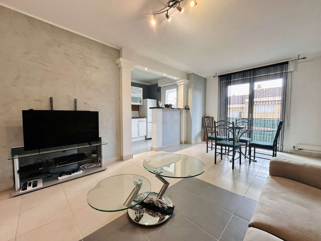 Appartement à PEYMEINADE