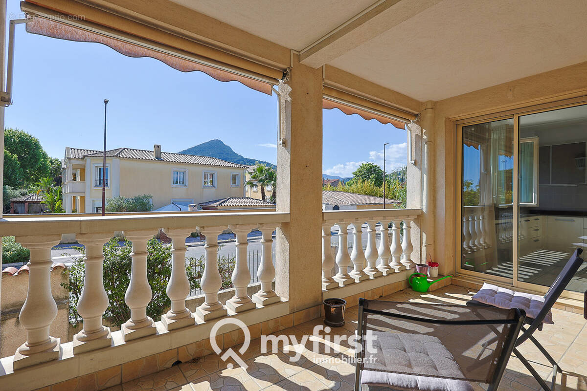 Appartement à LA VALETTE-DU-VAR