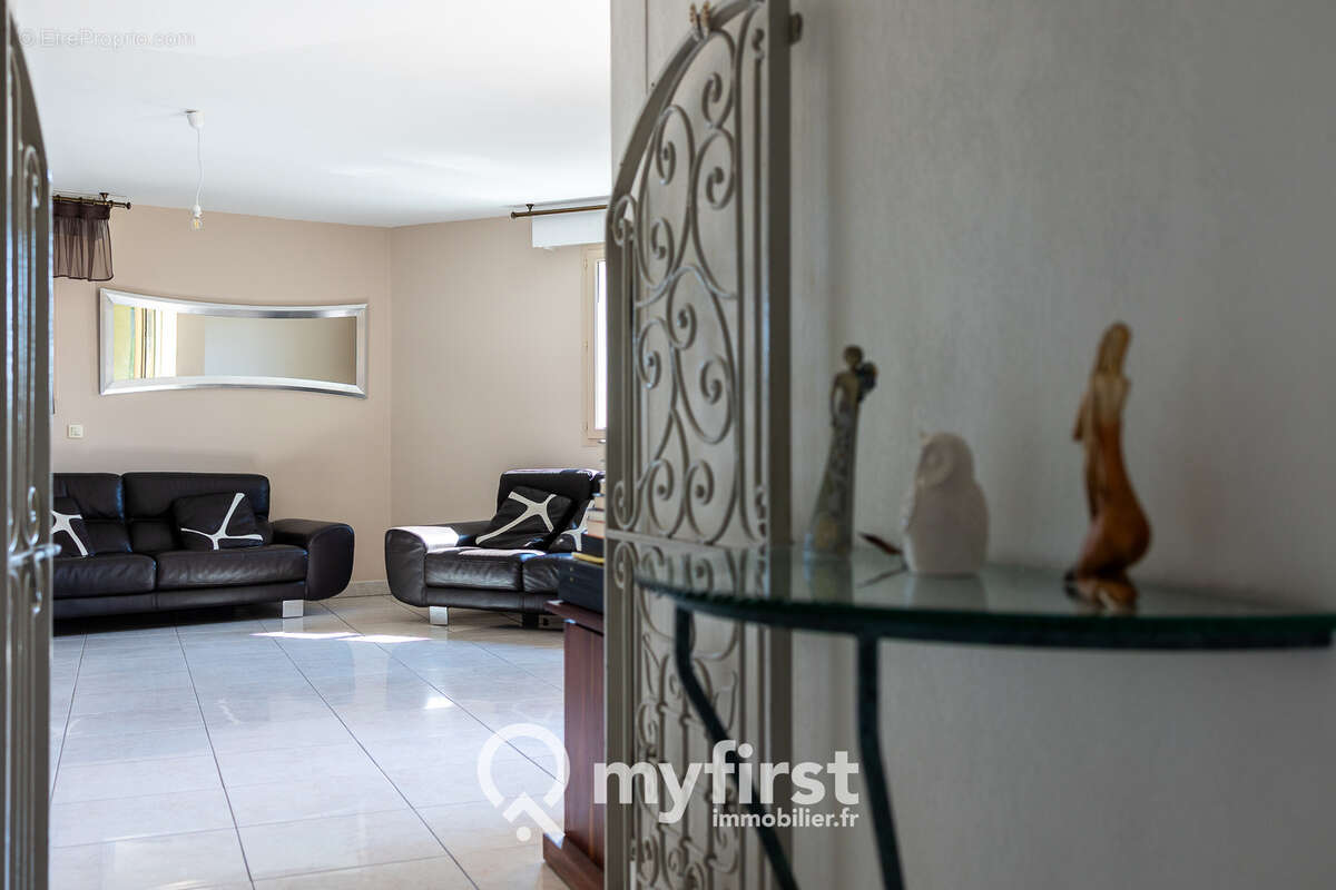 Appartement à LA VALETTE-DU-VAR