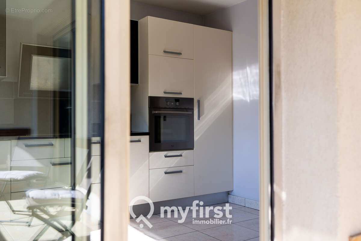 Appartement à LA VALETTE-DU-VAR