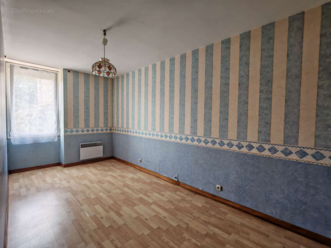 Maison à LA ROUXIERE