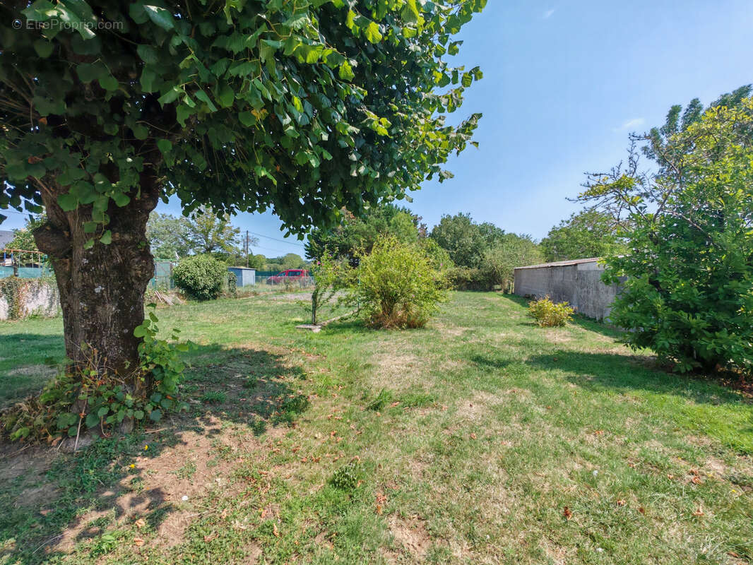 Maison à LA ROUXIERE