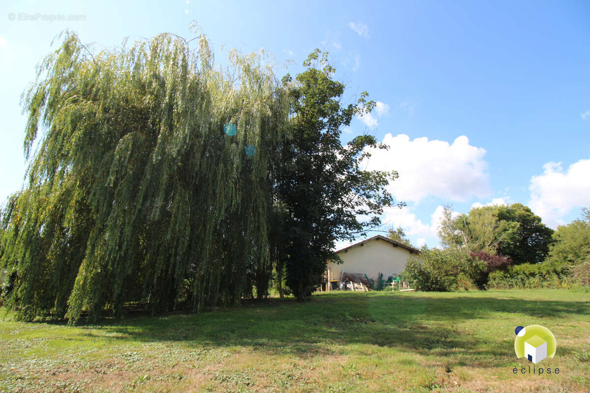 Maison à CONFRANCON