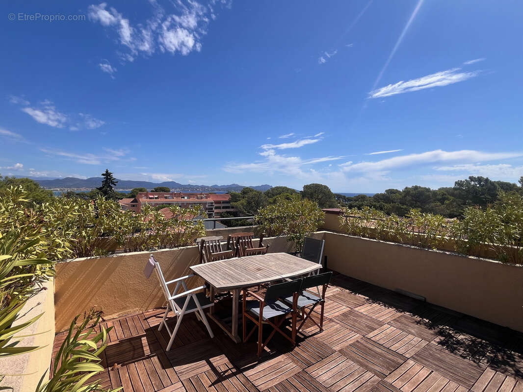 Appartement à FREJUS