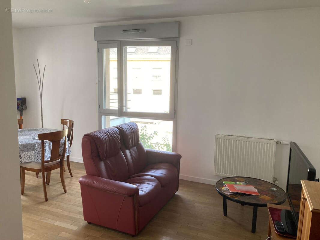 Appartement à BURES-SUR-YVETTE