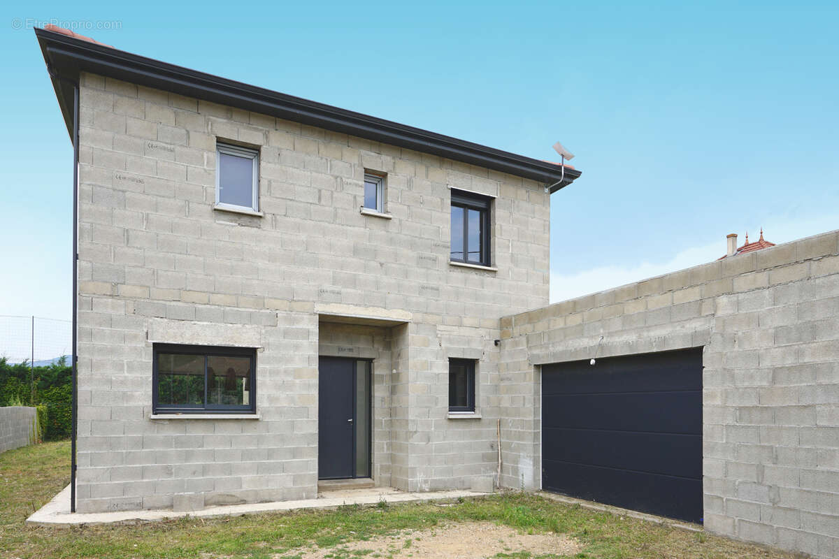 Maison à SAINT-MAURICE-L&#039;EXIL