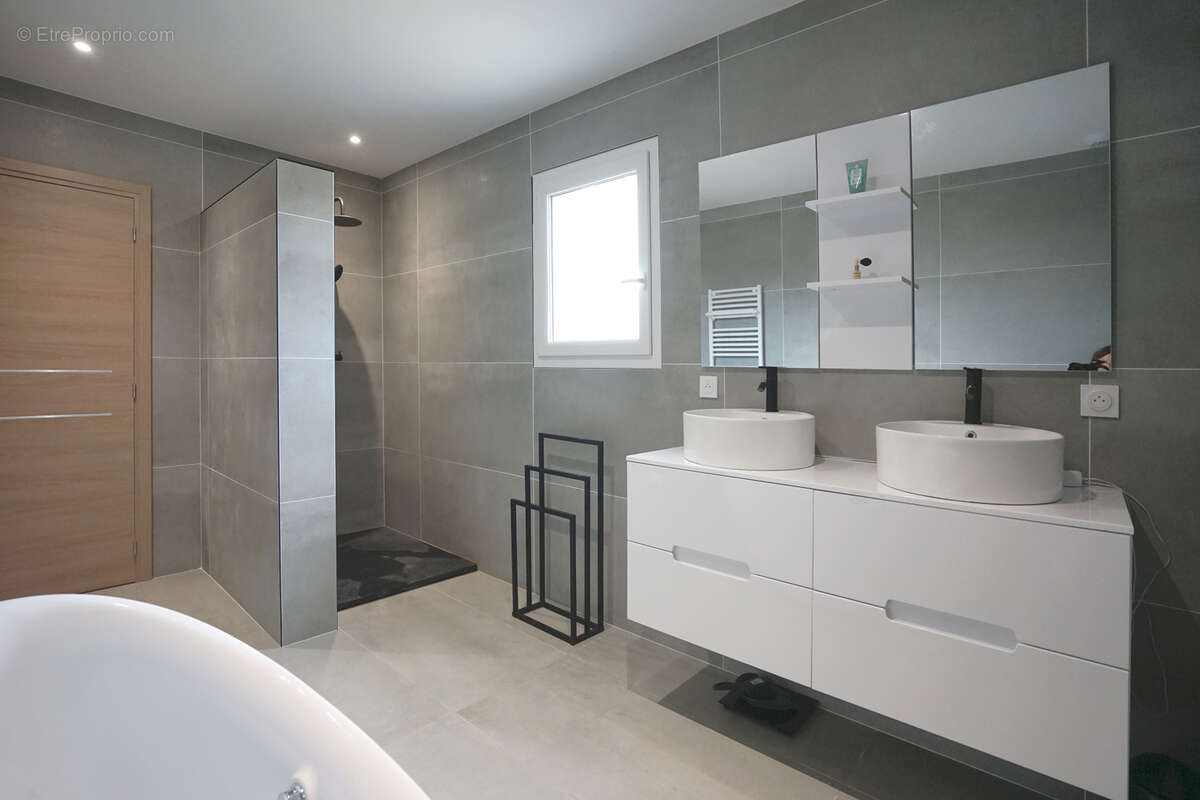 Maison à SAINT-MAURICE-L&#039;EXIL