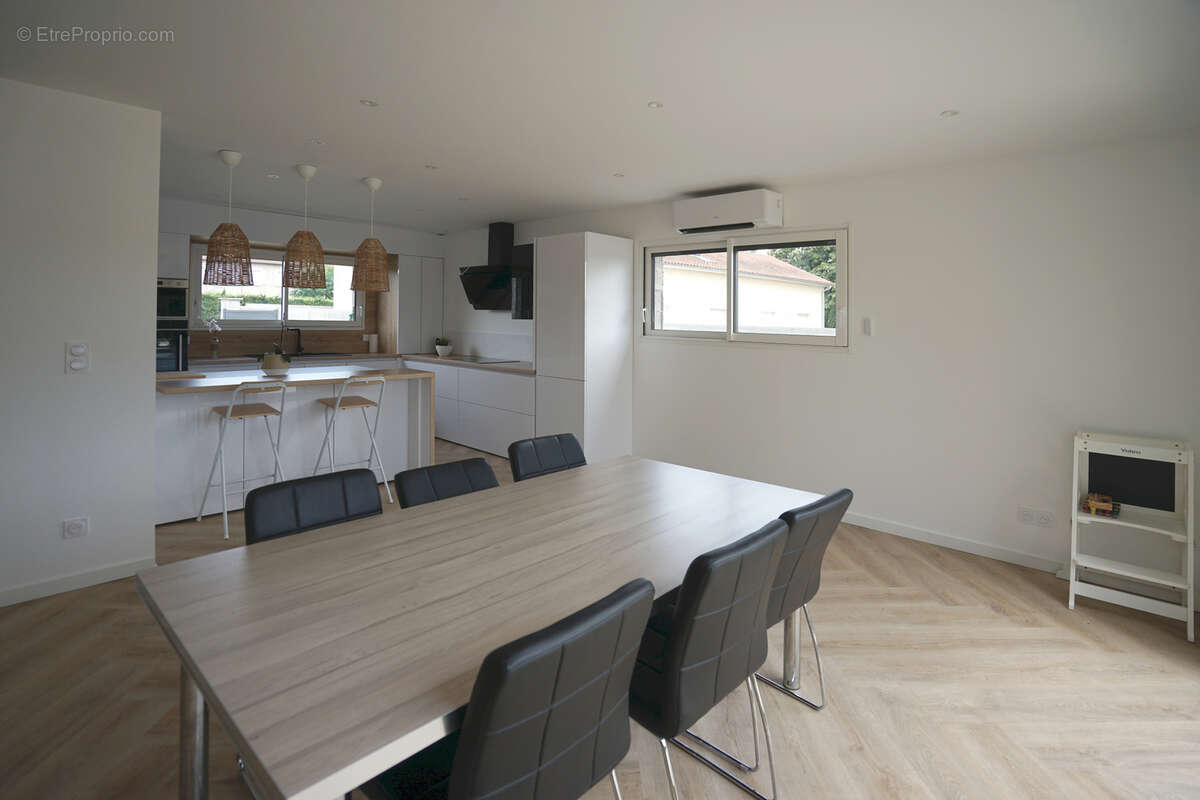 Maison à SAINT-MAURICE-L&#039;EXIL