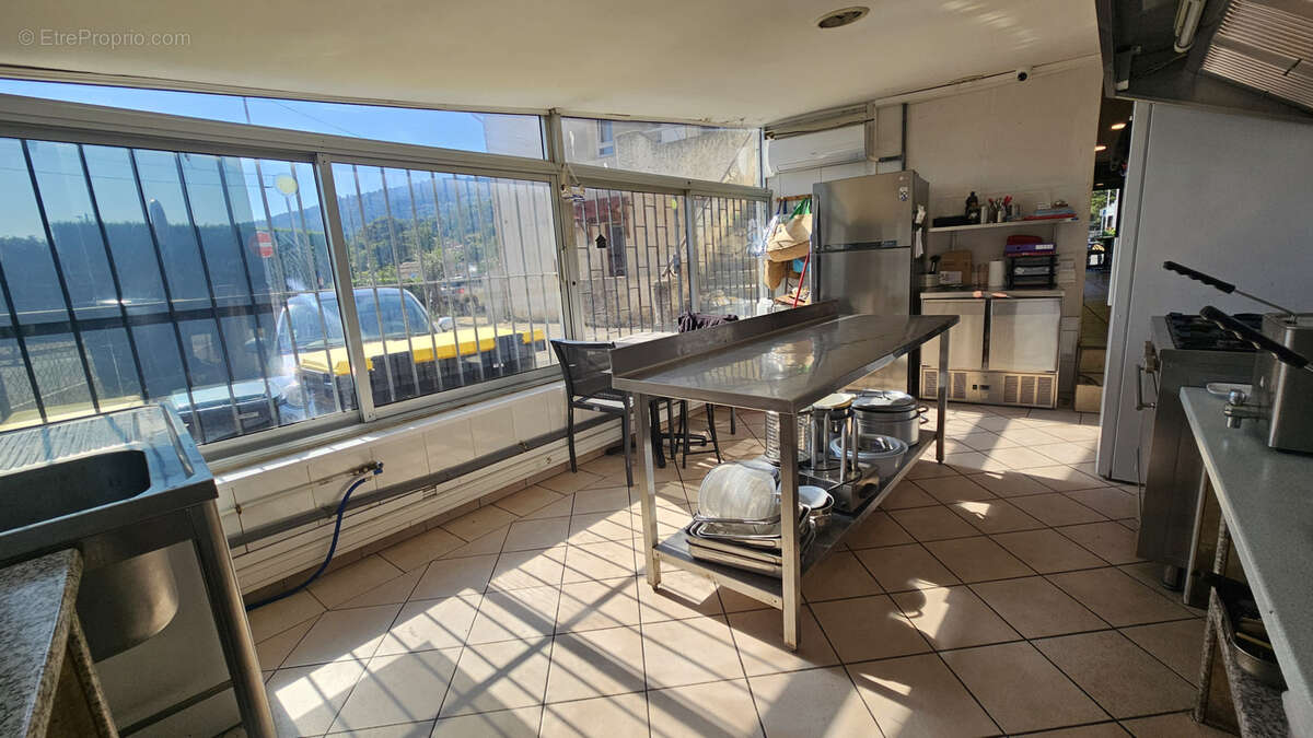 Commerce à LE TIGNET