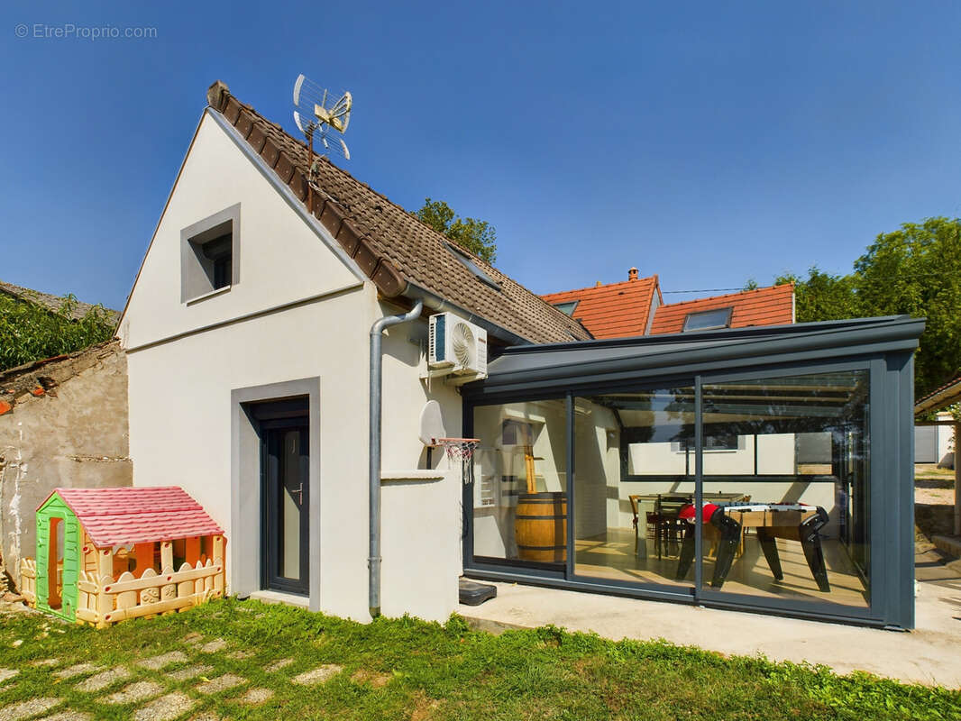 Maison à SAINT-BENIN-D&#039;AZY