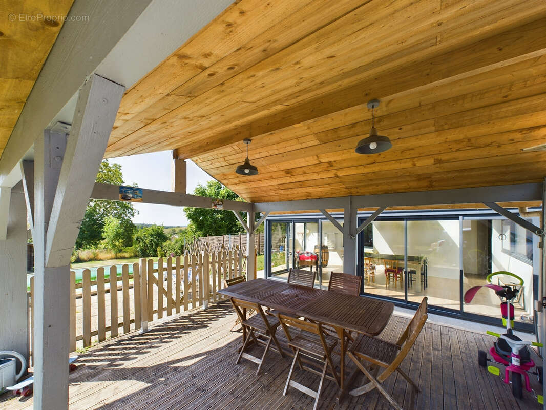 Maison à SAINT-BENIN-D&#039;AZY