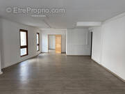 Commerce à MOUTIERS