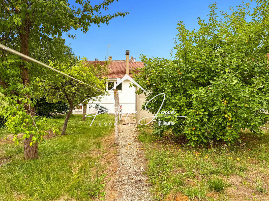 Maison à SAINT-CLEMENT