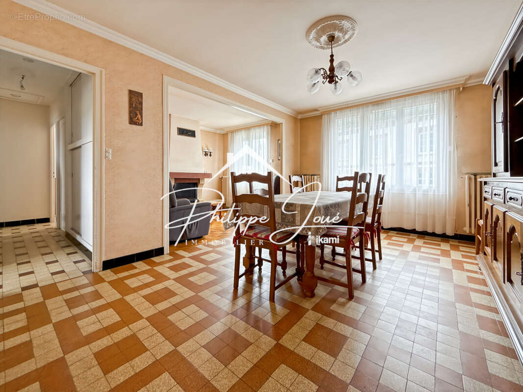 Maison à SAINT-CLEMENT