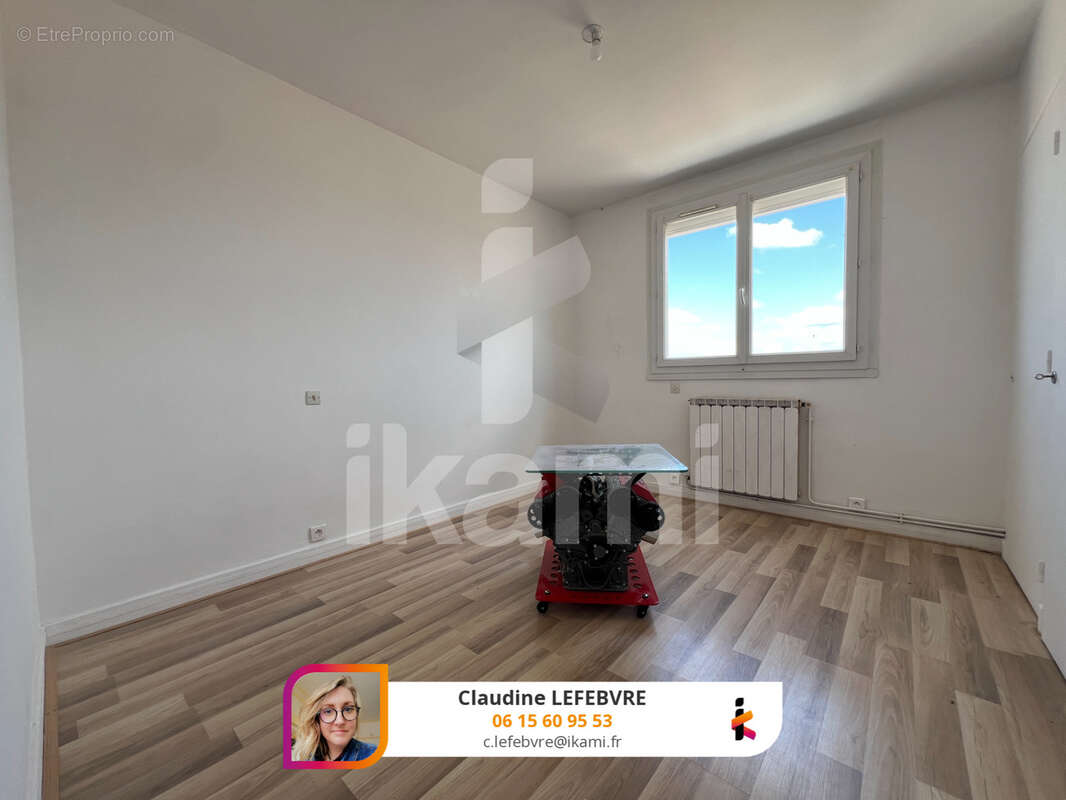 Appartement à BOURG-DE-PEAGE