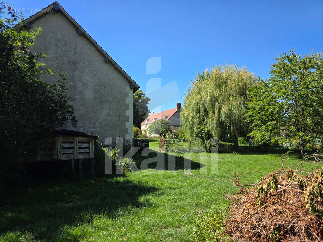 Maison à MENETOU-SUR-NAHON