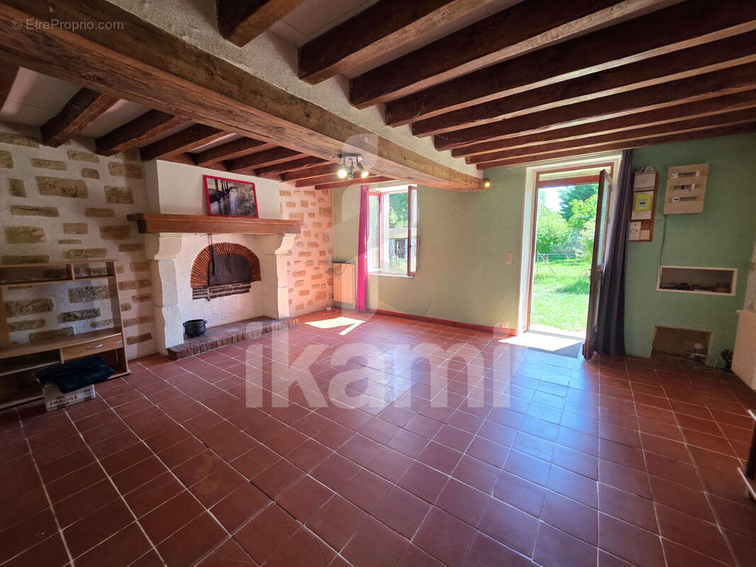 Maison à MENETOU-SUR-NAHON