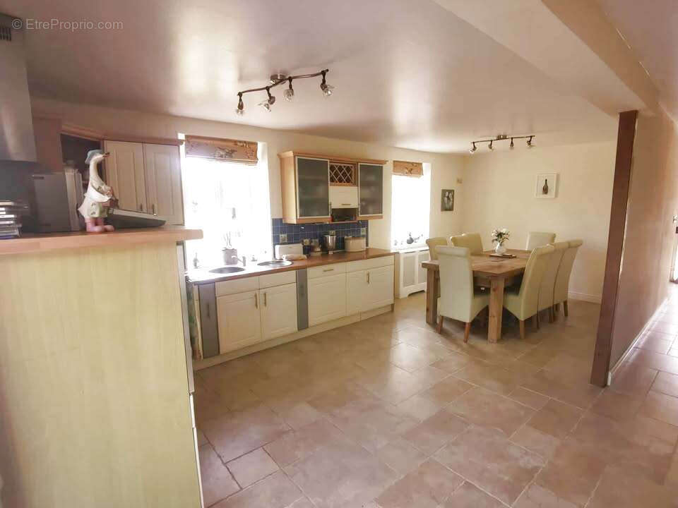 Maison à LA BONNEVILLE