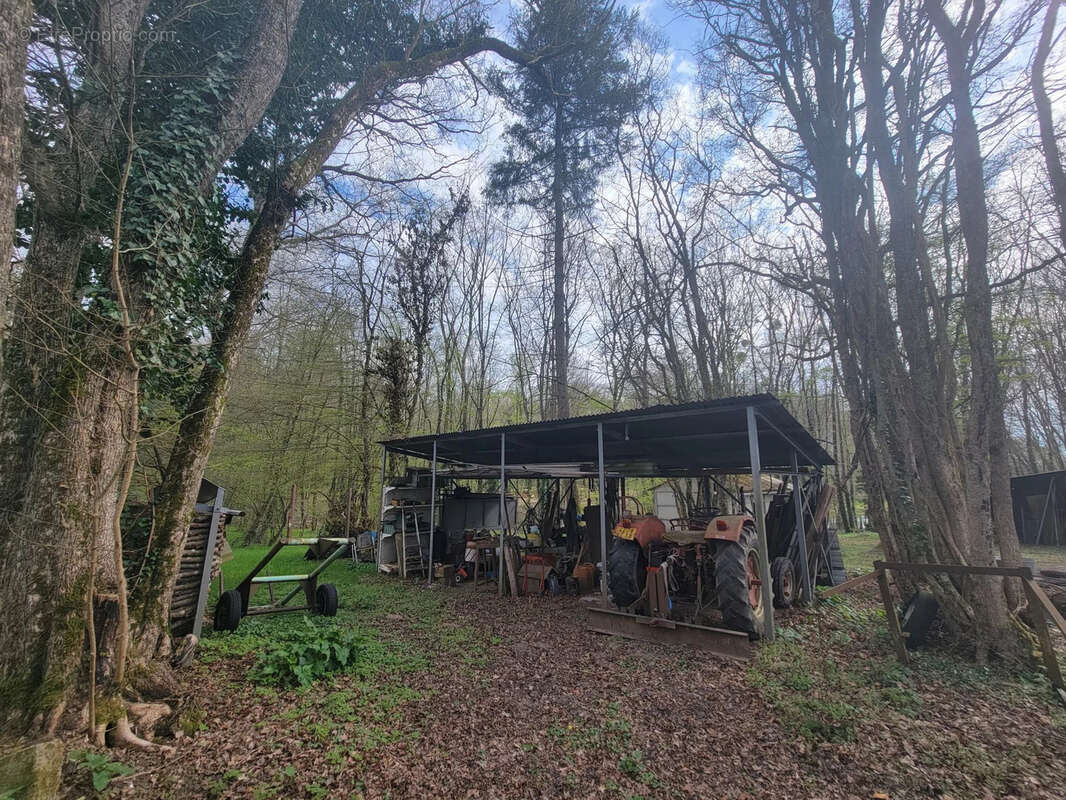 Terrain à LE CHAUTAY