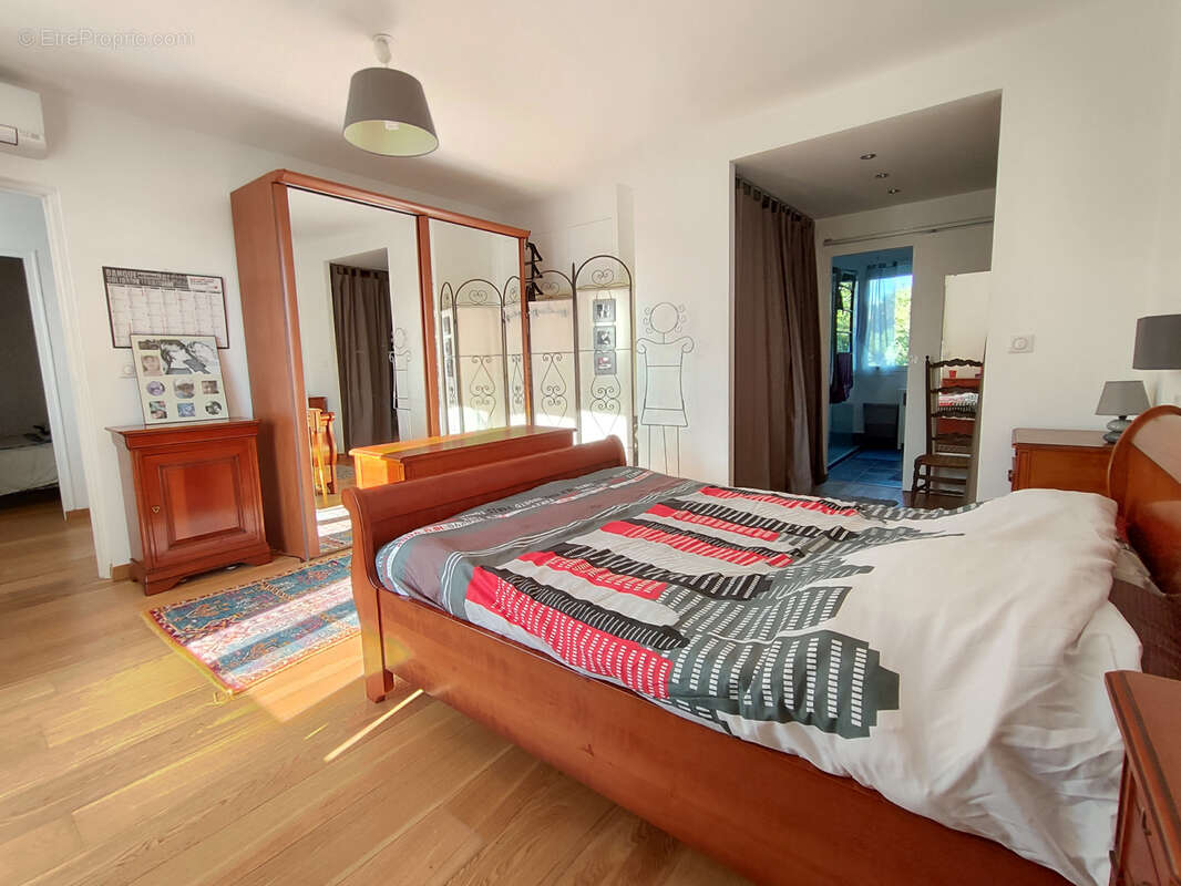 Maison à LA ROCHELLE