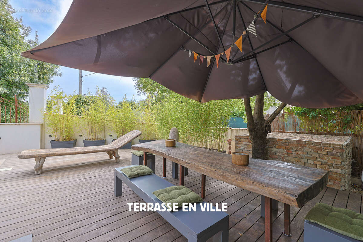 Maison à SOLLIES-PONT