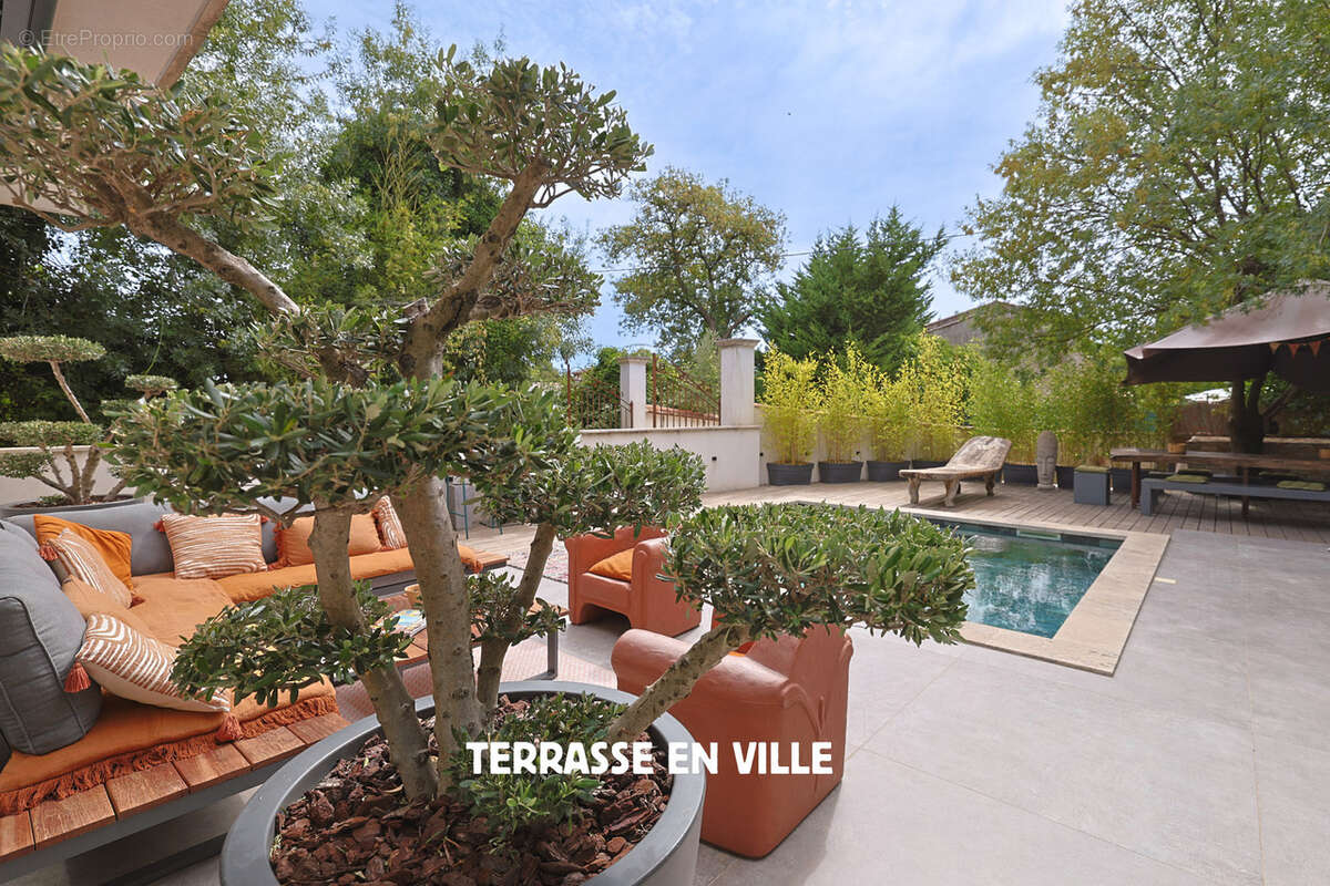 Maison à SOLLIES-PONT