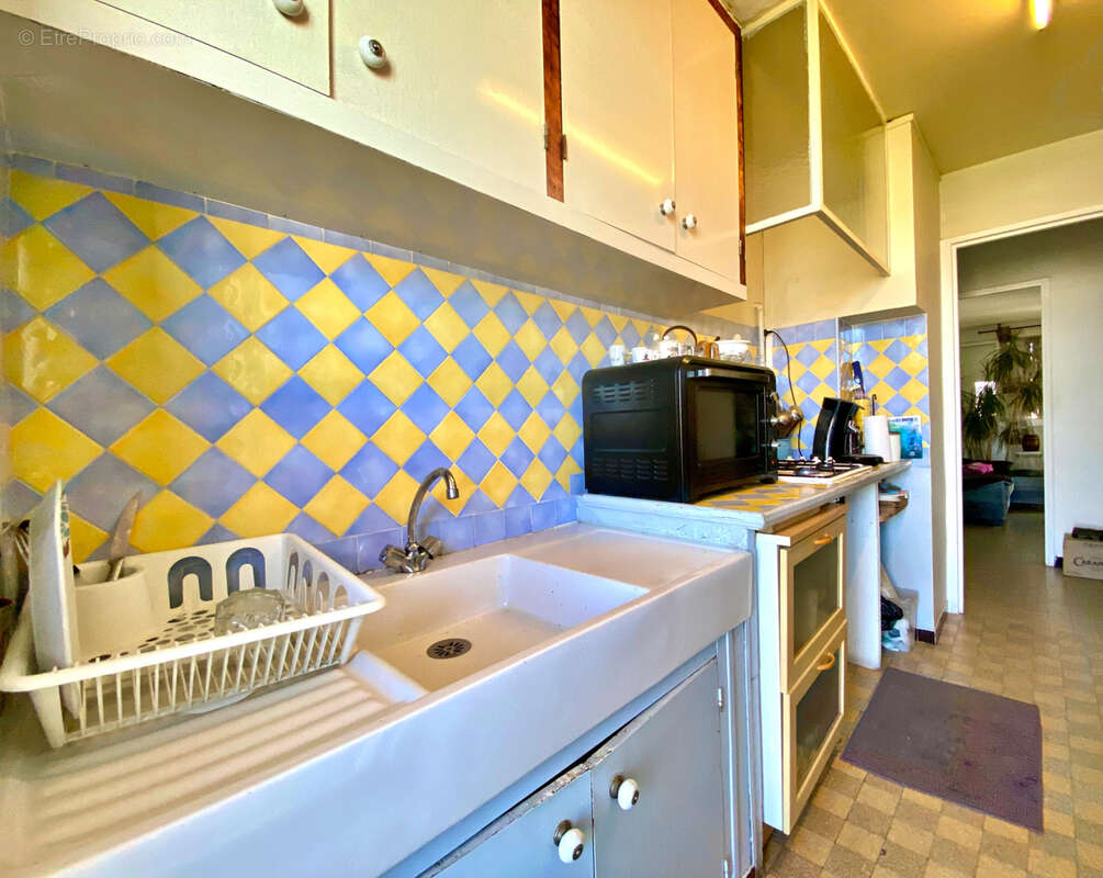 Appartement à MARSEILLE-13E