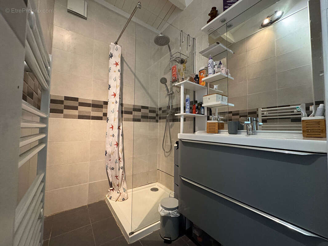 Appartement à MARSEILLE-12E