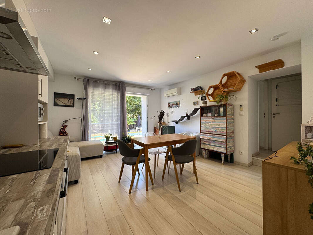 Appartement à MARSEILLE-12E