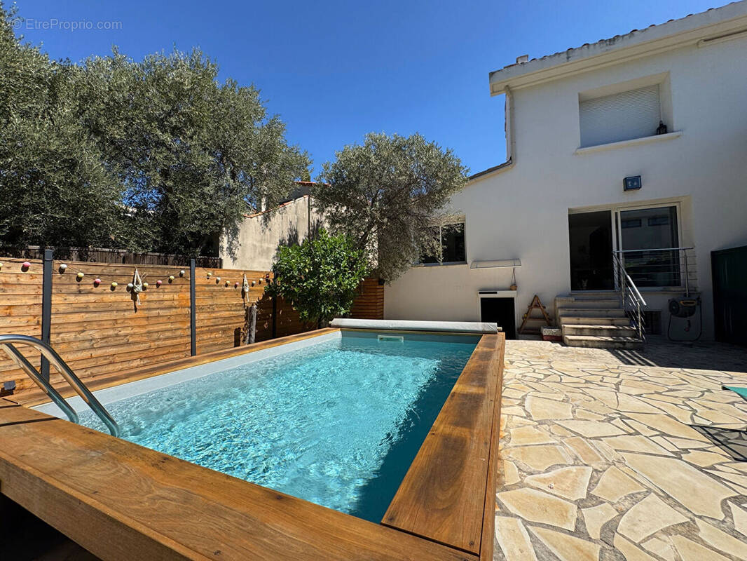 Appartement à MARSEILLE-12E