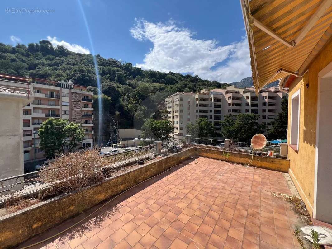 Appartement à MENTON