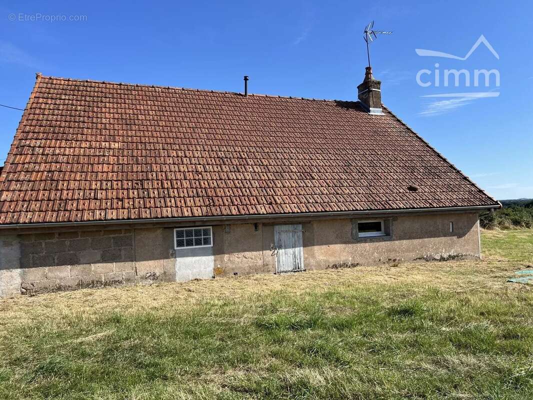 Maison à SALIGNY-SUR-ROUDON