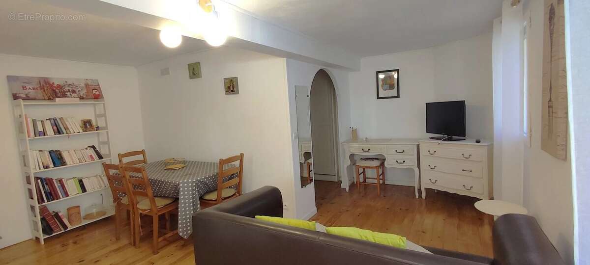 Maison à LA LONDE-LES-MAURES