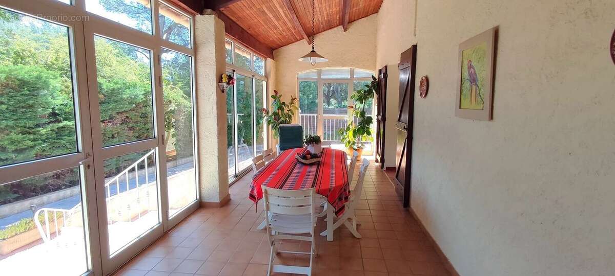 Maison à LA LONDE-LES-MAURES