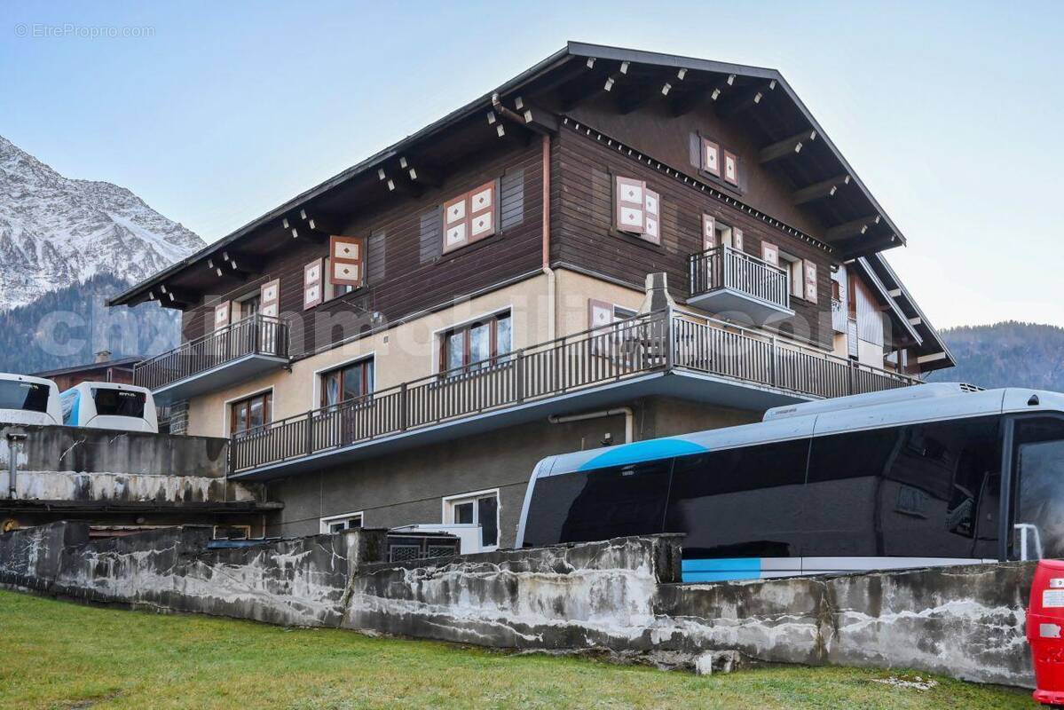 light_batiment ext (2) - Maison à LES HOUCHES