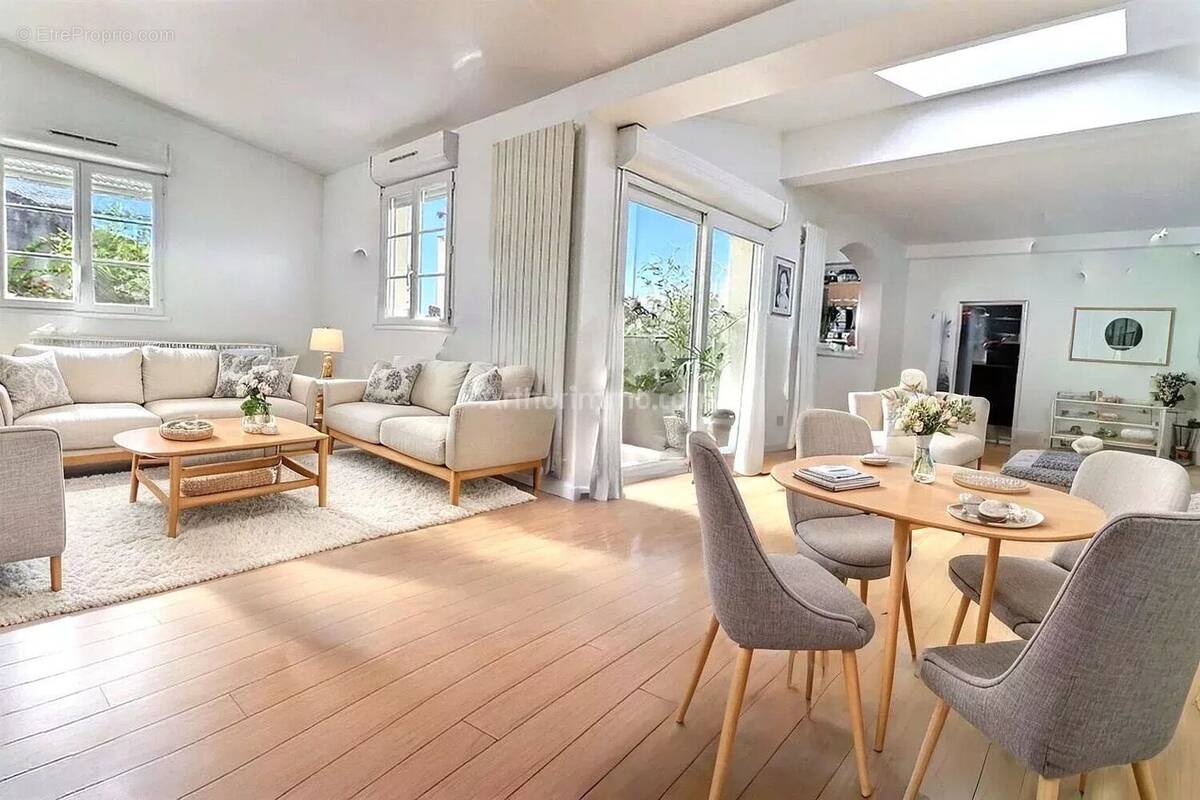 Maison à FONTENAY-SOUS-BOIS